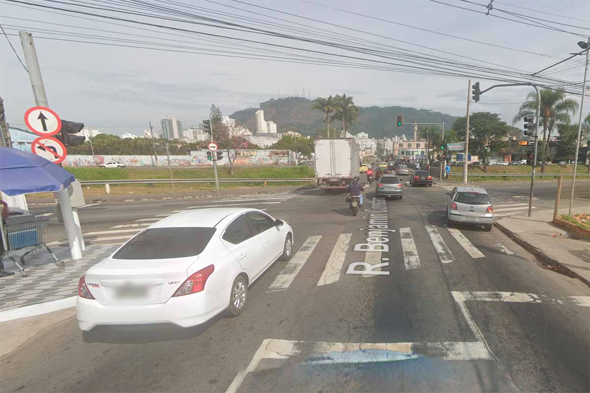 Veja o que se sabe até agora sobre a morte de um idoso na feira da Avenida Brasil 2 avenida brasil e benjamin constant imagem google maps