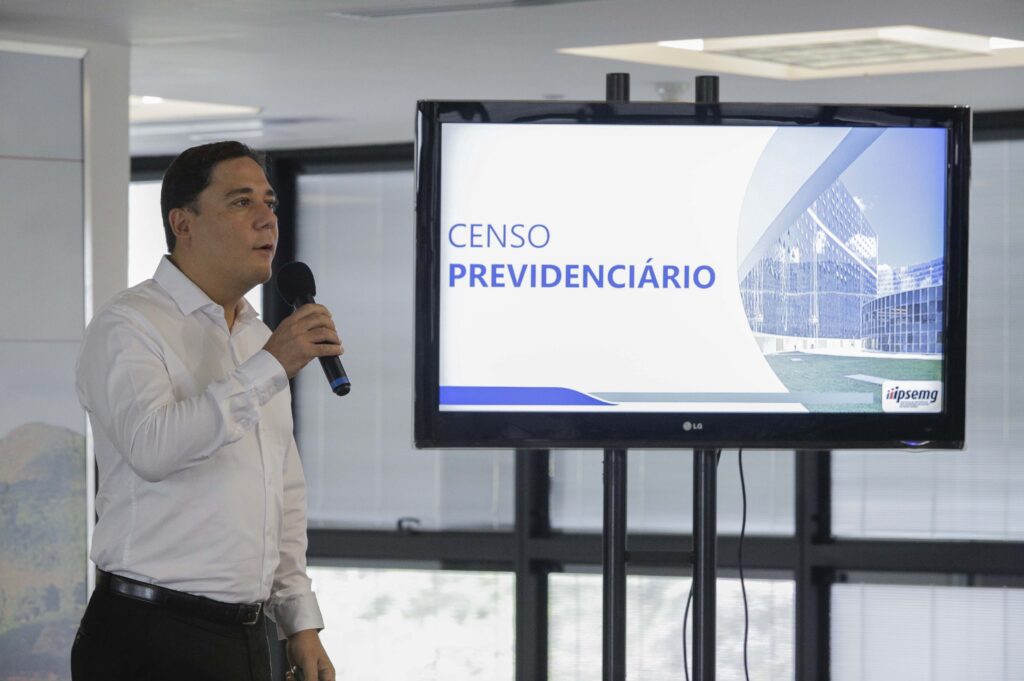 Quase 15 mil pensionistas e aposentados têm pagamentos suspensos 1 Quase 15 mil pensionistas e aposentados têm pagamentos suspensos
