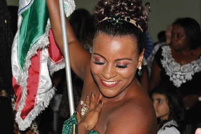 Conheça Liliane Gonzaga: porta-bandeiras de um carnaval do ano inteiro 1 Liliane Goncalves3 arquivopessoal