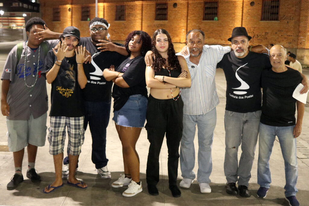 Tribuna lança projeto em celebração ao Dia Internacional da Poesia 2 poesia