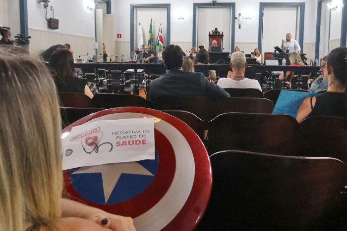 Pais atípicos denunciam falta de assistência de planos de saúde 2 audiencia planos saude by leo costa
