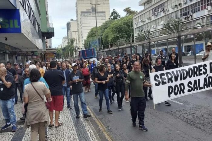 Servidores municipais fazem nova assembleia nesta terça 1 greve