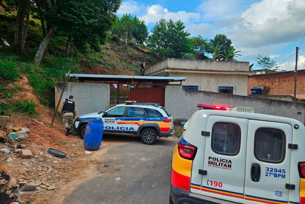 Homem preso por tráfico de drogas tinha pitbull e sistema de câmeras para evitar PM 3 mar de espanha trafico de drogas pitbull cameras pm