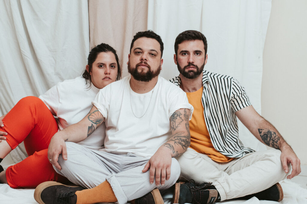 Outro Domingo lança clipe de 'Vento' 1 Banda Outro Domingo