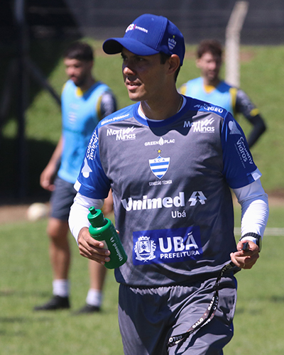 Técnico do Aymorés, Igor Guerra explica saída do Tupi 2 Igor Guerra Aymorés