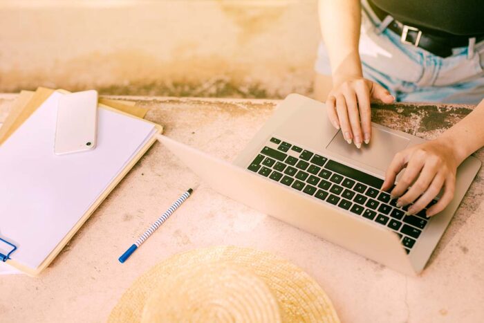 internet notebook foto freepik