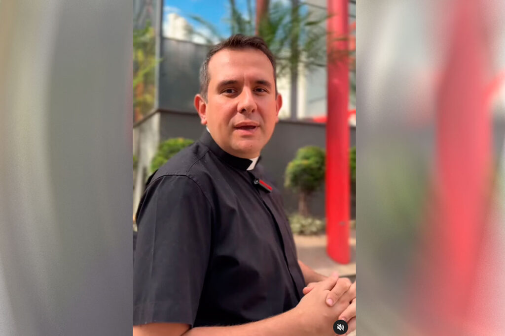 Padre Pierre anuncia que 'Santa Missa' será transferida para a Igreja Santa Rita 1 padre pierre terá nova missa