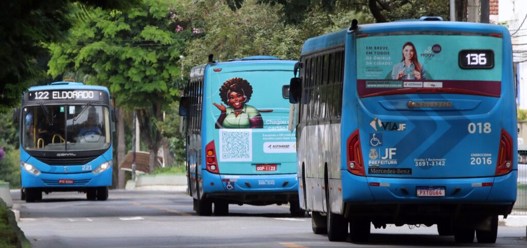 Linhas de ônibus 700 e 703 são desviadas neste sábado 1 Sobrecarga de trabalho adoece trabalhadores do transporte público