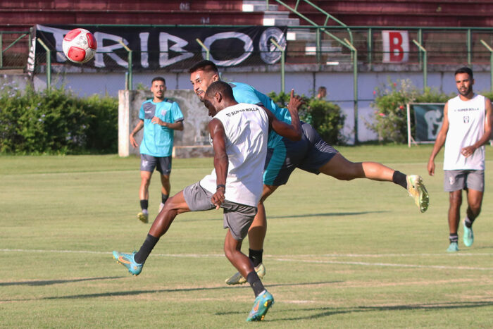 Tupi vence Resende por 1 a 0 em amistoso no Estádio Municipal 2 tupi resende by couri