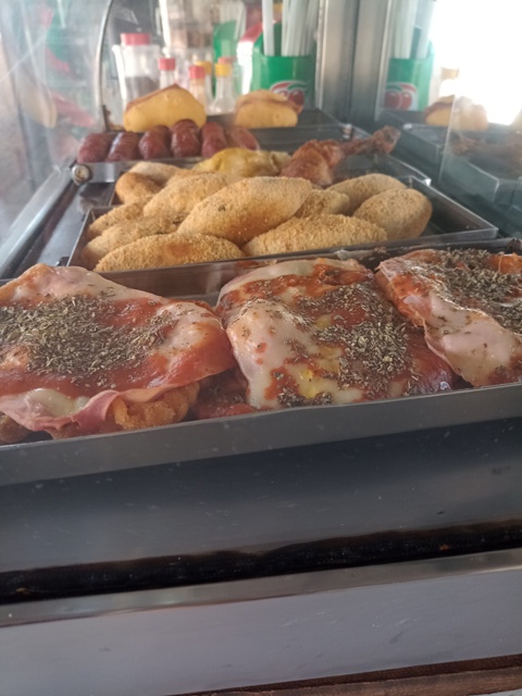 Bar e Restaurante Cerâmica 4 Estufa com parmegiana