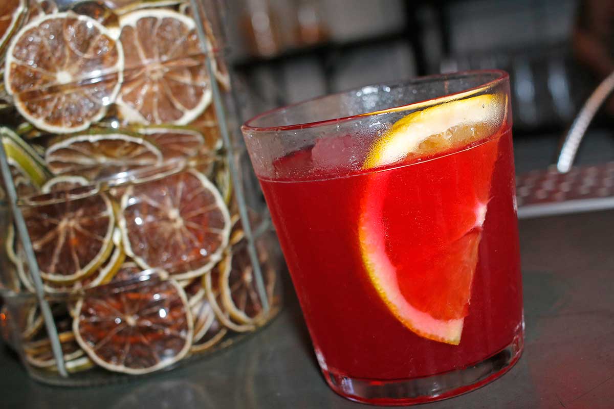 Aprenda a fazer drink com cachaça chamado 'Mineirin' 1 Receita de Familia Mineirin 2 Leonardo Costa