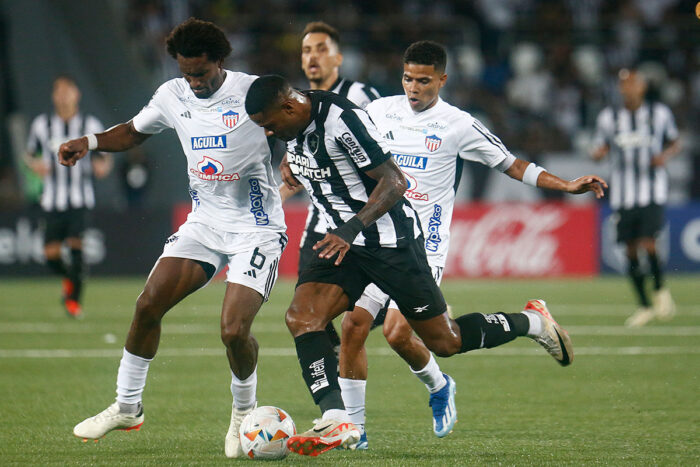 Junior x Botafogo: onde assistir, horário e escalações da partida da Libertadores 1 botafogo junior barranquilla by vitor silva botafogo editada