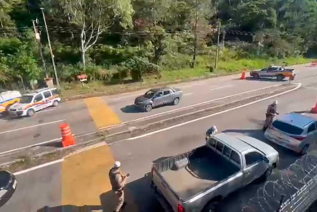 Feriado tem operação nas estradas mineiras; blitzes serão intensificadas 1 Feriado tem operação nas estradas mineiras; blitzes serão intensificadas