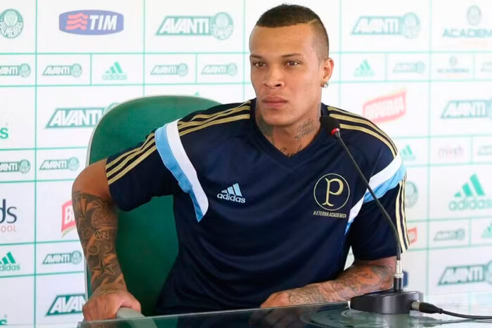 Tupi negocia com volante ex-Palmeiras e com zagueiro 1 franca cesar greco ag palmeiras editada