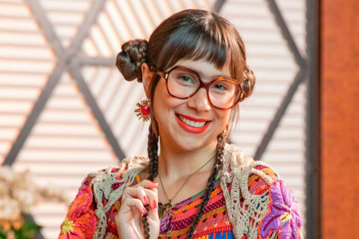 Resumo da novela 'Família é tudo': veja os capítulos de 27 de maio a 1 de junho 1 Daphne Bozaski interpreta Lupita na novela "Família é tudo" (Foto: Manoella Mello/TV Globo)