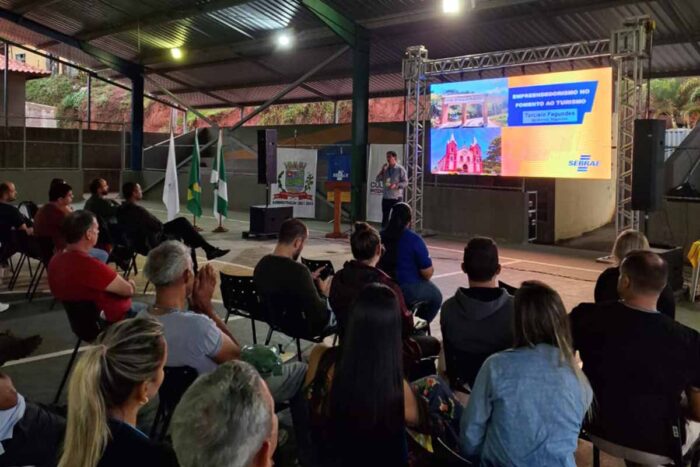 Palestras visam incentivar moradores a aproveitar "boom" do turismo ocasionado pela abertura do Parque Estadual Serra Negra da Mantiqueira (Foto: Sebrae MG/ Divulgação)