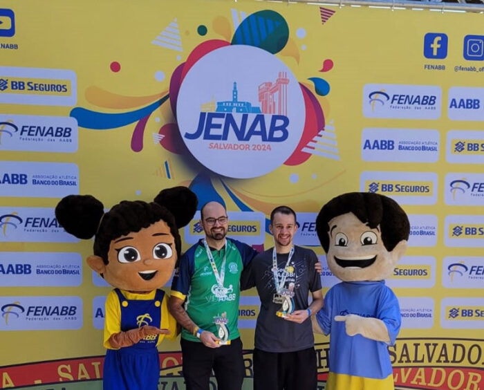 Coluna Cesar Romero - 09 e 10 de junho de 2024 6 JF POR AI Xadrez na Bahia Derlei Florianovitz e Pedro Ferreira Lage 070624 enviada pela Giglia