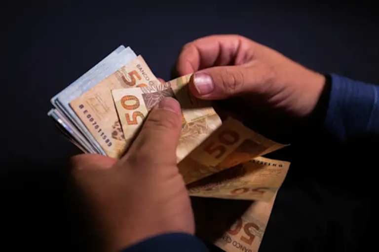 Estudantes podem receber até R$ 13 mil por uma pesquisa feita na escola ou faculdade; inscrições vão até 30 de outubro