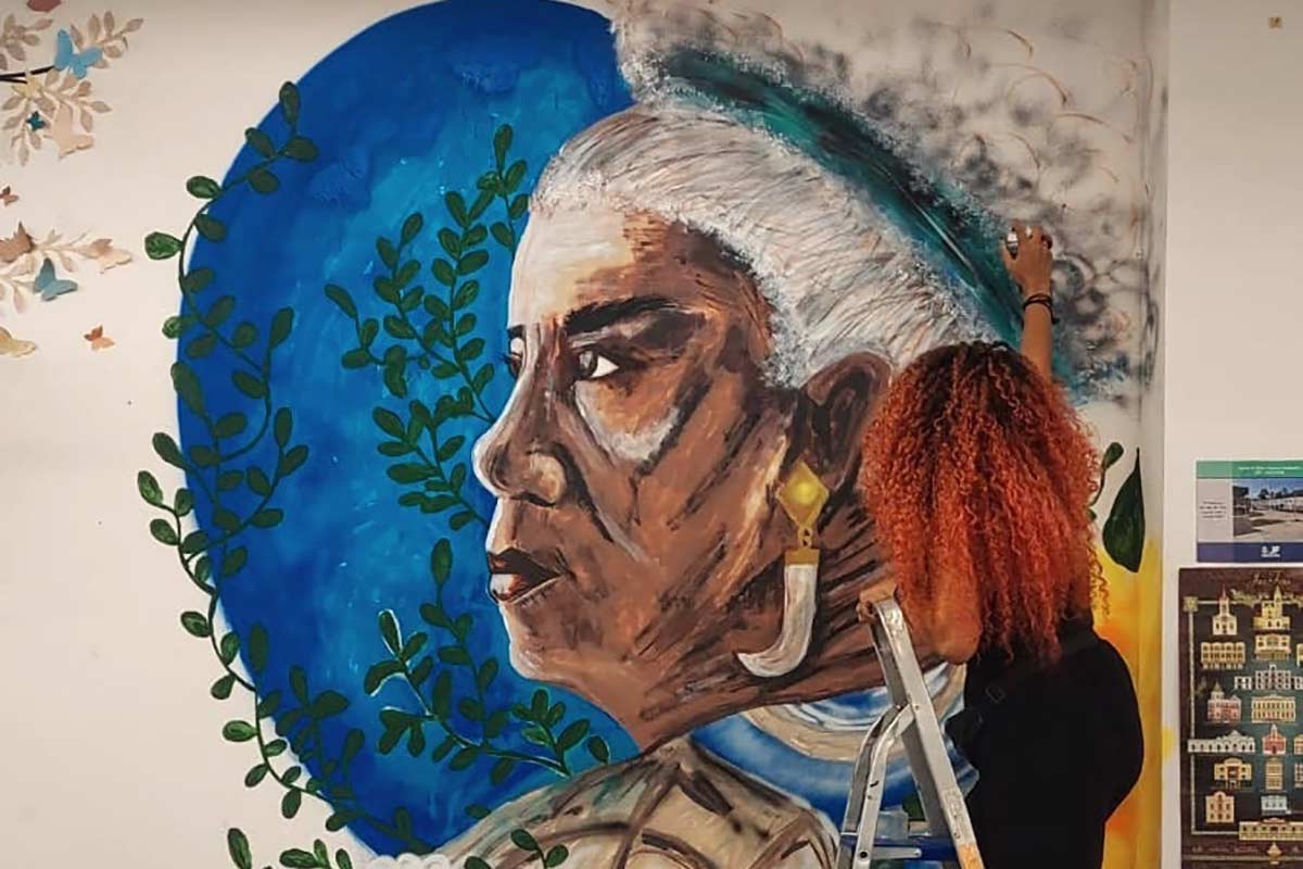 Conheça Danielly Gomes Oliveira: artista das pinturas na sala de leitura da Praça CEU 1 Danielly Gomes Oliveira 7