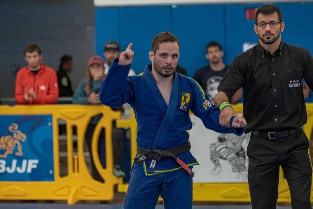 Duas vezes medalhista pan-americano, juiz-forano é destaque no jiu-jítsu dos EUA 2 Ighor Jiu.jpg. Foto Reproducao Instagram