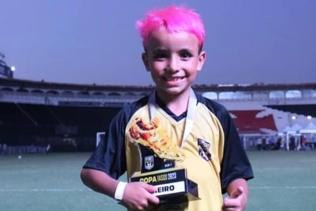 Menino de 7 anos da região é aprovado no Flamengo 3 Vicente 2. Foto Arquivo pessoal