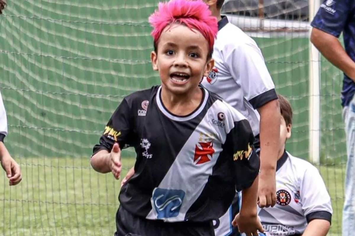Menino de 7 anos da região é aprovado no Flamengo 1 Vicente 3. Foto Arquivo pessoal