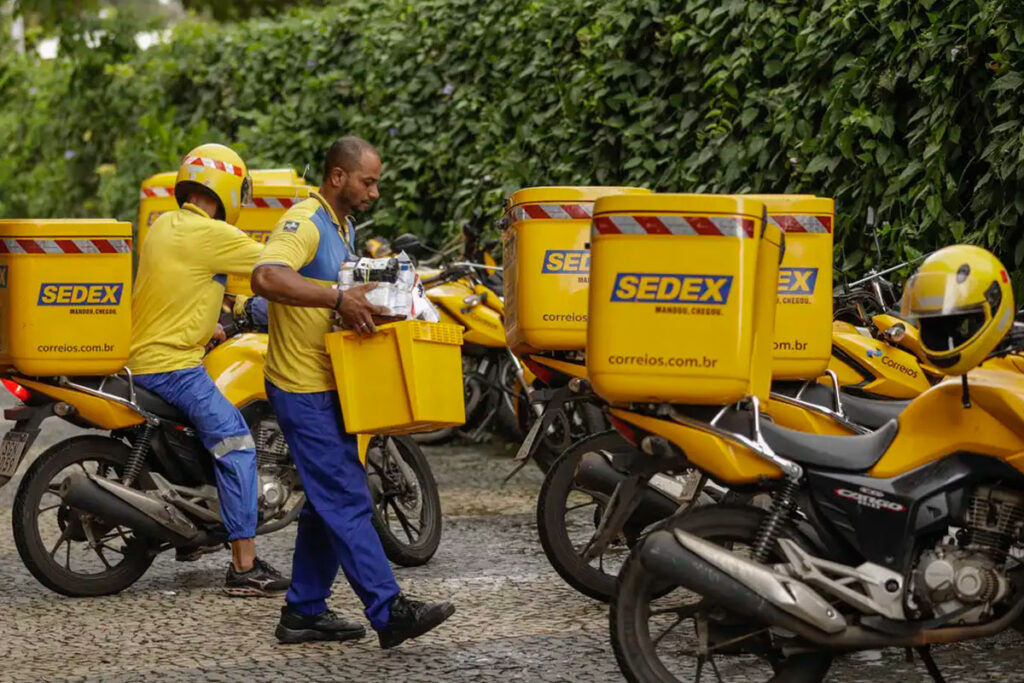 Correios anunciam concurso para contratar 3,2 mil carteiros 1 Correios anunciam concurso para contratar 3,2 mil carteiros