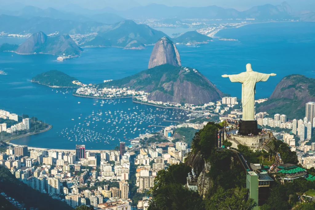 Nora de turista que morreu na escadaria do Cristo Redentor critica atendimento de emergência 1 Processo seletivo oferece mais de 800 vagas para professor no Rio de Janeiro