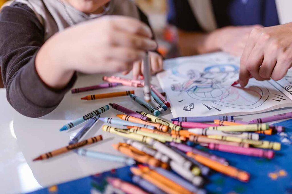 Governo de Minas sanciona reajuste de 5,25% para profissionais da educação básica 1 Educação inclusiva