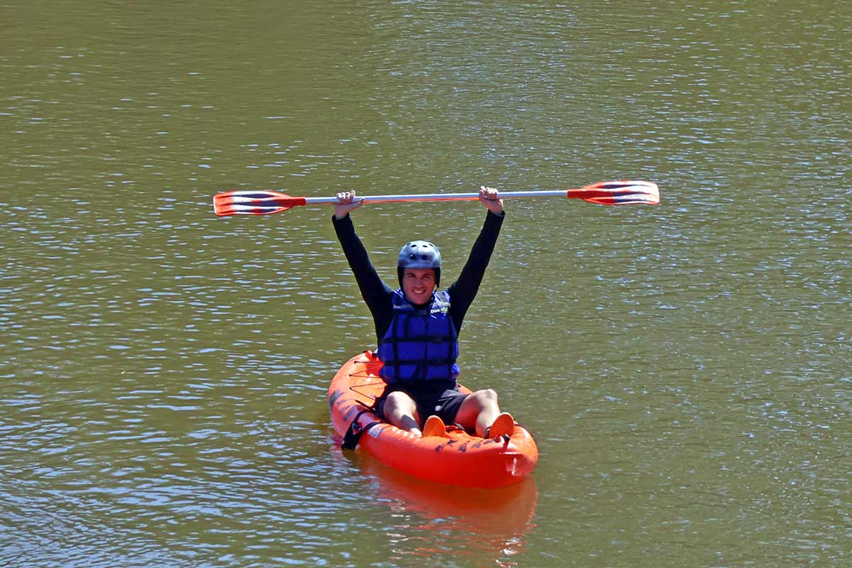 Modalidade medalhista nas Olimpíadas, canoagem tem aulas ofertadas por campeão brasileiro em Juiz de Fora 1 LEO COSTA CANOAGEM 004
