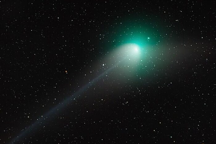 'Cometa do século' se aproxima da Terra; veja quando ele deve estar mais perto 1 cometa