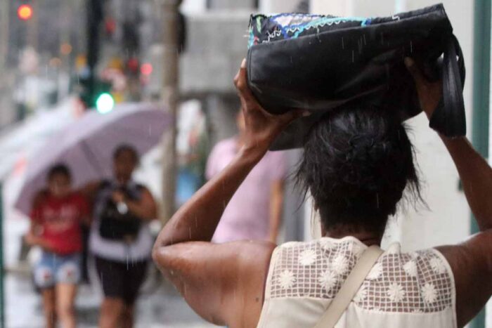 Chuva e frio marcam último feriado prolongado do ano em Juiz de Fora 1 chuva tempo leonardo costa
