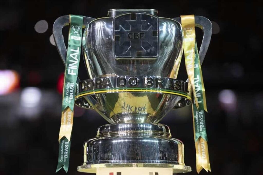 CBF anuncia mudança no regulamento da primeira fase da Copa do Brasil de 2025 1 taça da Copa do Brasil