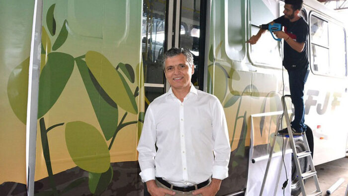 Coluna Cesar Romero – 20 e 21 de setembro de 2024 2 Adilson Silva 190924 onibus ufjf foto ALEXANDRE DORNELAS