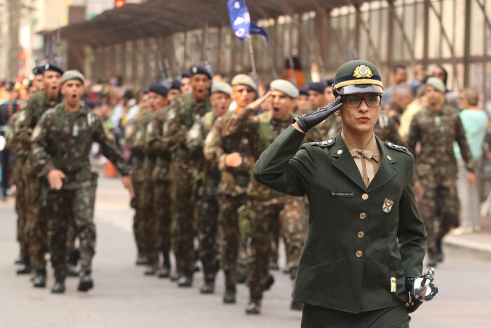 Desfile de 7 de Setembro presta homenagem aos 80 anos da Força Expedicionária Brasileira 5 GALERIA FELIPE COURI 7