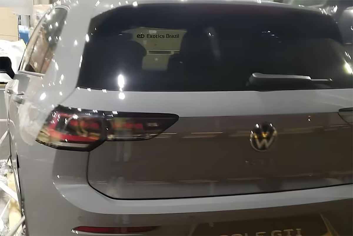 Golf GTI volta ao país e vira estrela do Rock in Rio 2 Golf GTI Reproducao Portal R7
