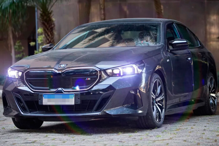 BMW i5 M60 é rápido e silencioso, capricha no luxo e tem longo alcance 1 bmw i5 m60 by tiago queiroz estadao editada