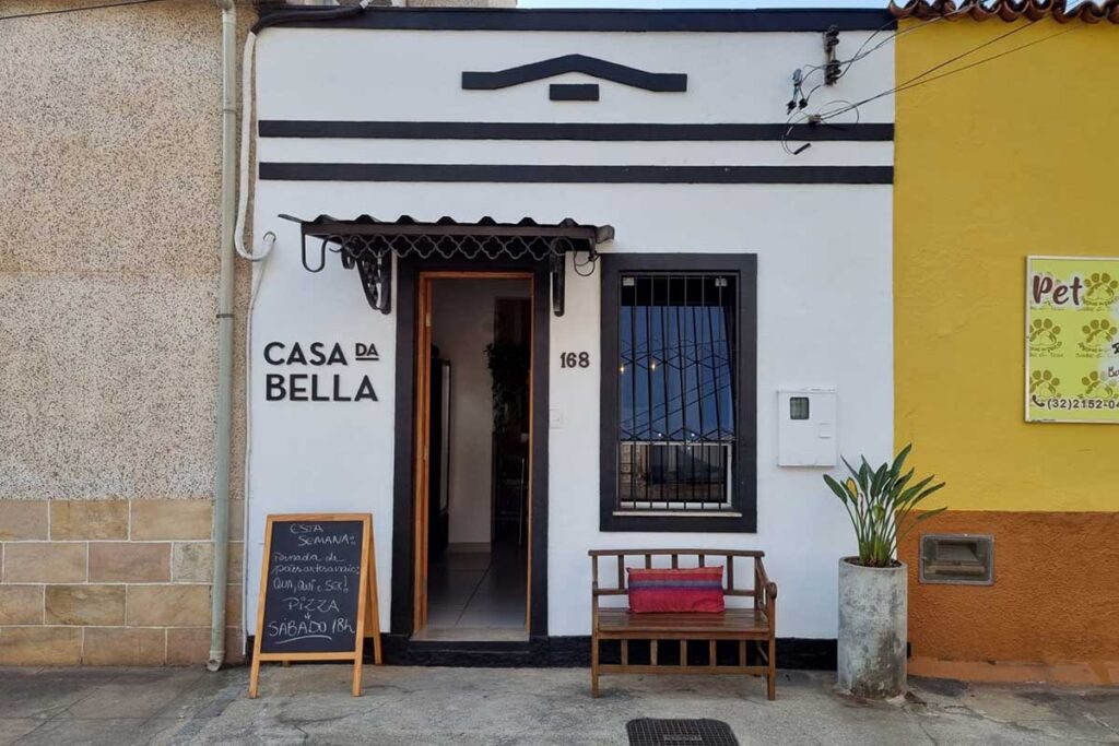 Do balcão da farmácia para as bancadas da cozinha: aprenda a fazer a pizza da Casa da Bella 3 casadabellareceitadefamiliapizza6