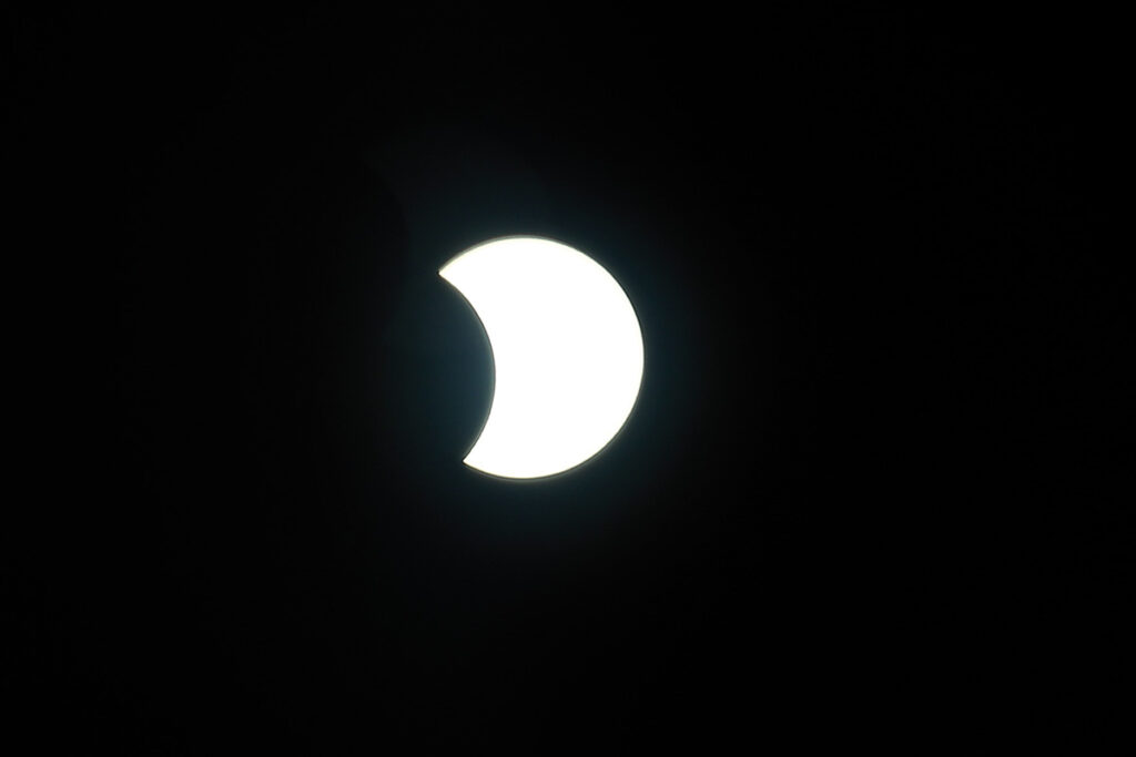 Superlua e eclipse lunar ocorrem juntos nesta terça; entenda fenômenos 1 eclipse lunar