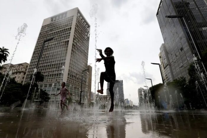 Terra tem agosto com temperatura 1,51 °C acima do nível pré-industrial 1 temperatura