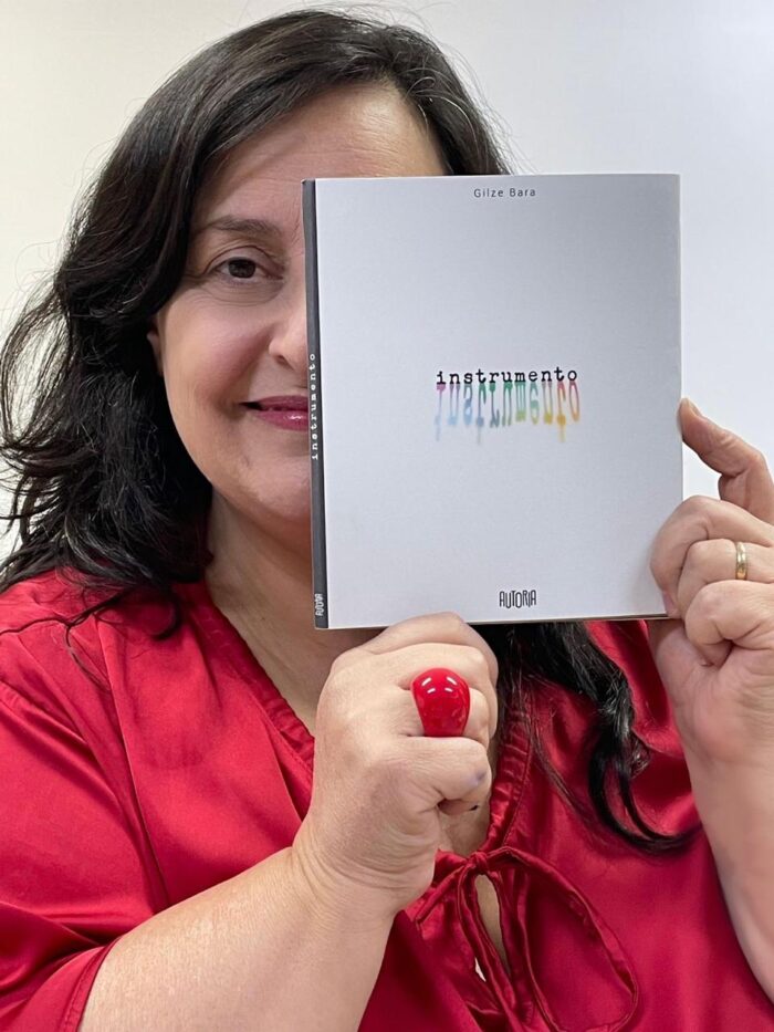 ‘As palavras são meu instrumento de estar neste mundo’, confidencia Gilze Bara 1 Gilze Bara