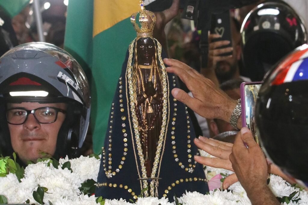 Nossa Senhora Aparecida: motociata e missa em homenagem à padroeira reúnem mais de 1400 fiéis em JF 2 Nossa Senhora Aparecida: motociata e missa em homenagem à padroeira reúnem mais de 1400 fiéis em JF