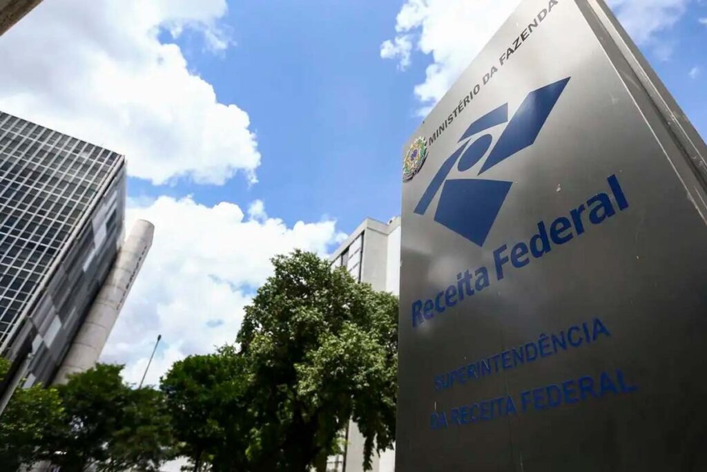 Receita Federal apreende drogas avaliadas em R$ 40 mil e produtos de contrabando destinados a Juiz de Fora 1 receita federal