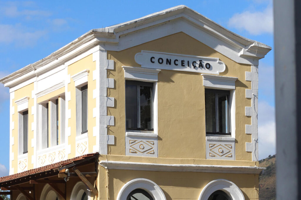 Estação Simplício: restaurante de Além Paraíba funciona em Estação Ferroviária de 1871 2 Estação Simplício