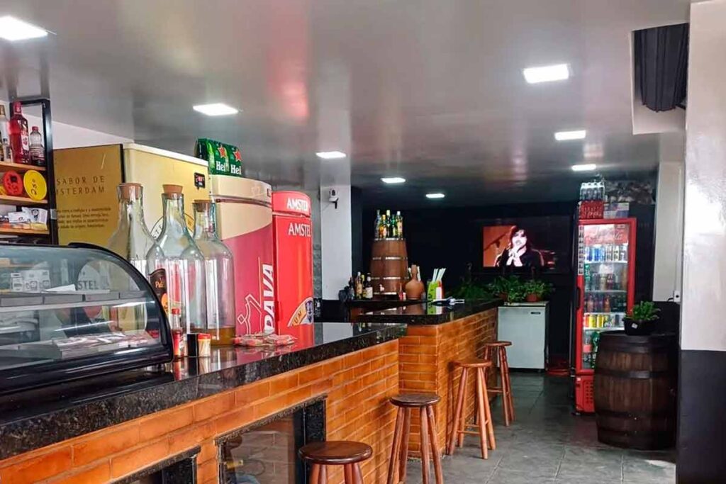Pingaiada Bar, nome melhor não há! 2 pingaiada bar 2