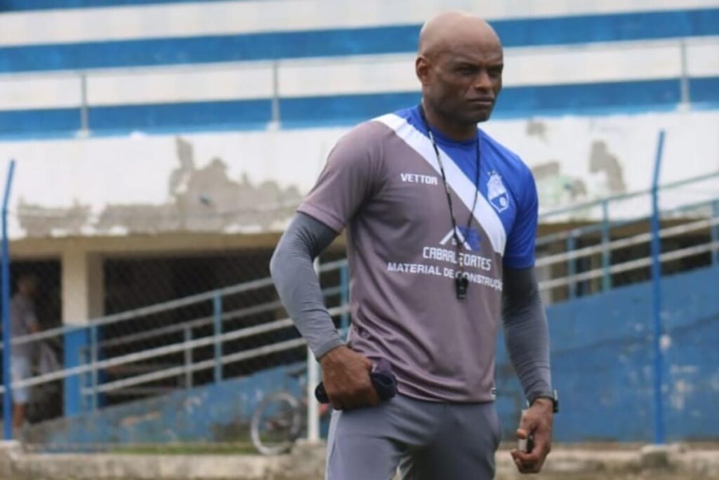 Ídolo em Juiz de Fora, Ademilson é treinador no ES e sonha em ser gerente de futebol 2 Ademilson 2. Foto Arquivo pessoal