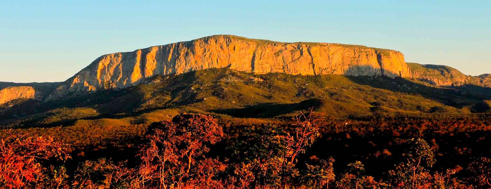 Única Cordilheira do Brasil, Serra do Espinhaço, em Minas, representa 15% da biodiversidade do país 1 Serra do Espinhaço