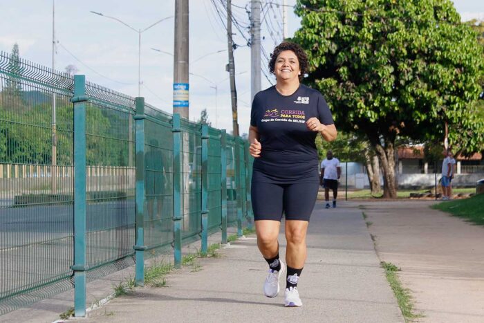 Atleta começa a praticar corrida após descobrir câncer e hoje coleciona medalhas 1 INTERNA qual seu corre by couri editada
