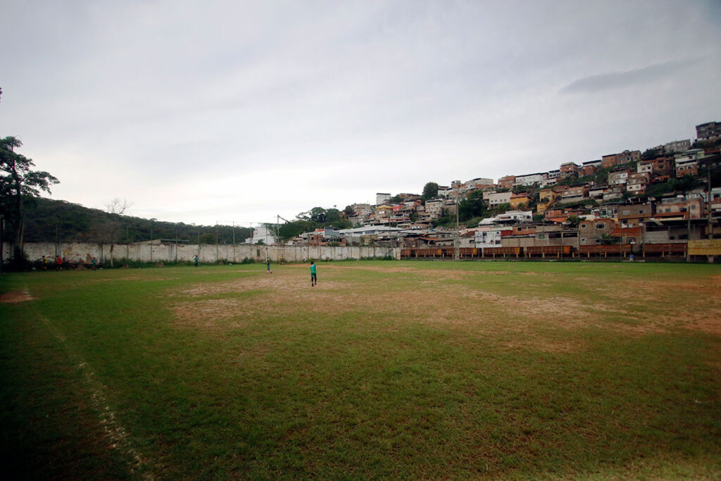 Licitação para reforma de campo da Zona Norte tem novo vencedor e custará quase 5 milhões