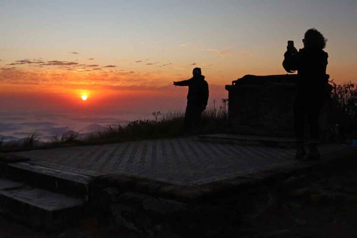 Retrospectiva 2024: a experiência de assistir o nascer do sol no Pico do Pião, em Ibitipoca 1 pico do piao leonardo costa.jpg3
